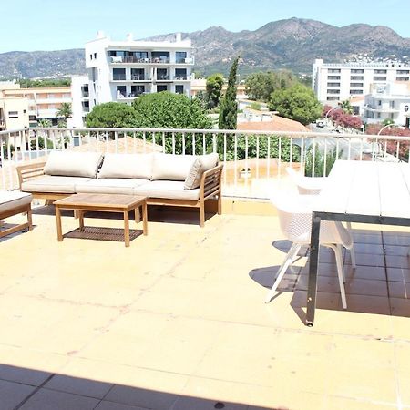 Beautiful Loft, Huge Sunny Terrace, View Over The Beach And Sea Roses Ngoại thất bức ảnh