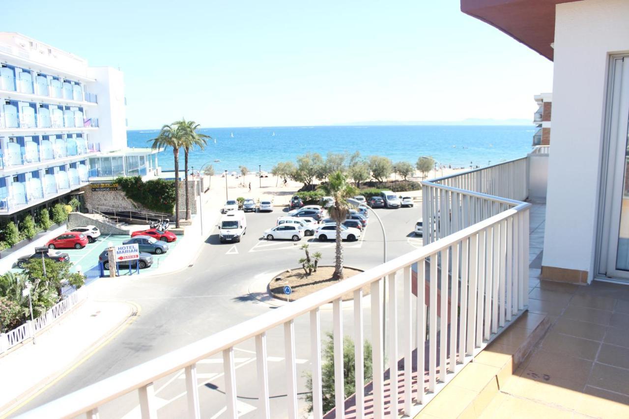Beautiful Loft, Huge Sunny Terrace, View Over The Beach And Sea Roses Ngoại thất bức ảnh